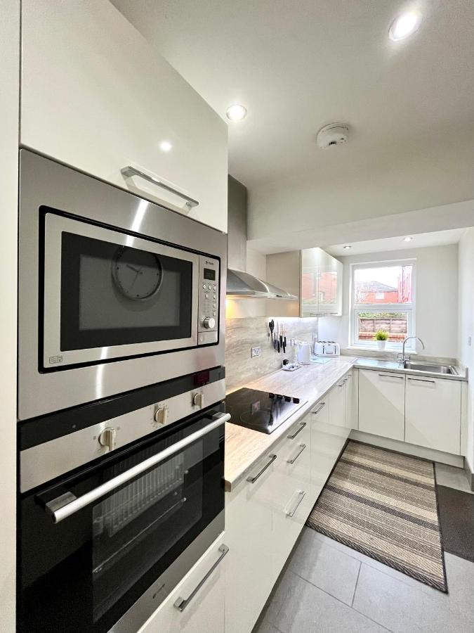 Mode Apartments St Annes ลิธึม เซนต์ แอนน์ส ภายนอก รูปภาพ