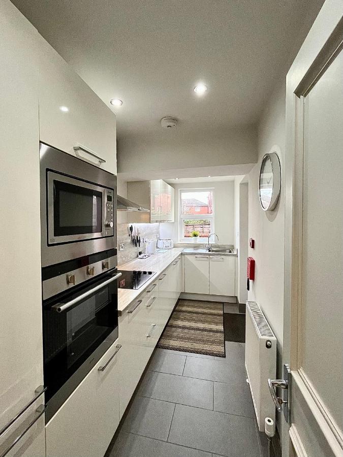 Mode Apartments St Annes ลิธึม เซนต์ แอนน์ส ภายนอก รูปภาพ